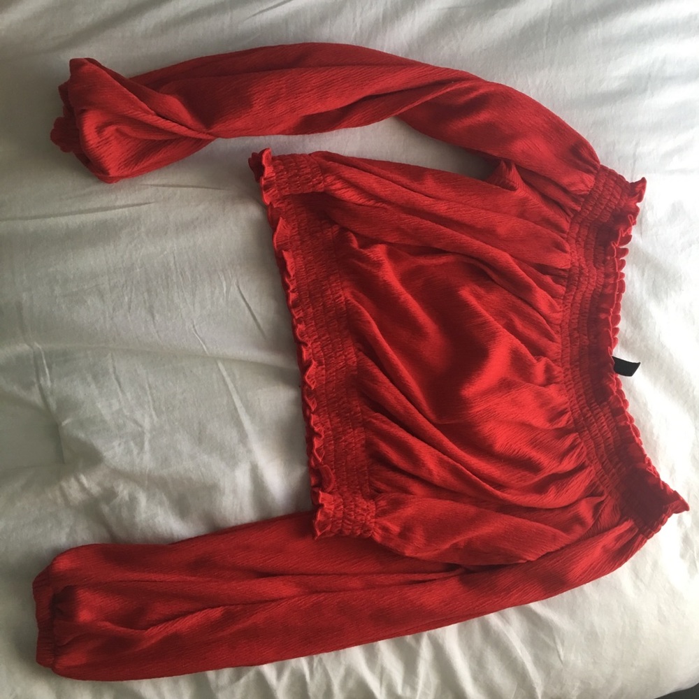 Flowy Off The Shoulder Red Blouse Shirt - Picture 3 of 3